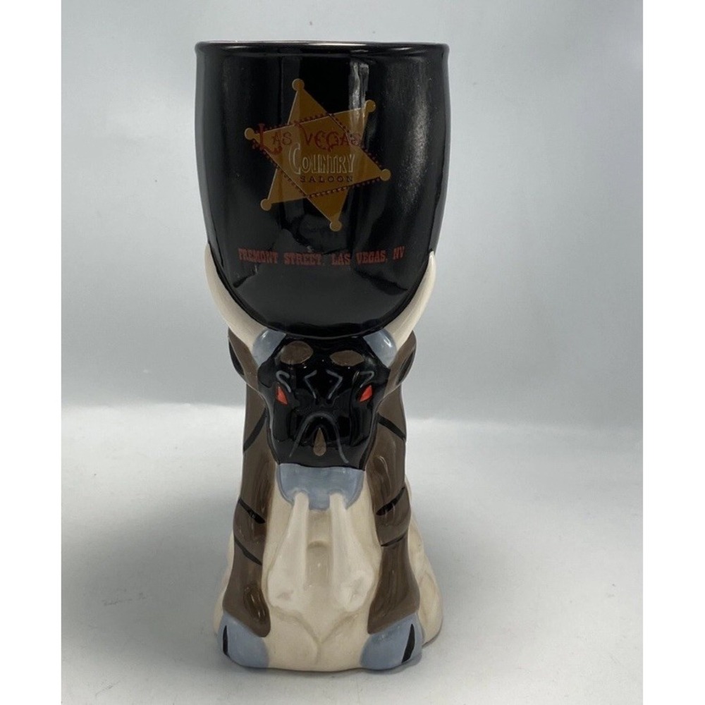 Las Vegas Country Saloon Fremont Street Stein Mug Charging‎ Bull Bar Now Closed
